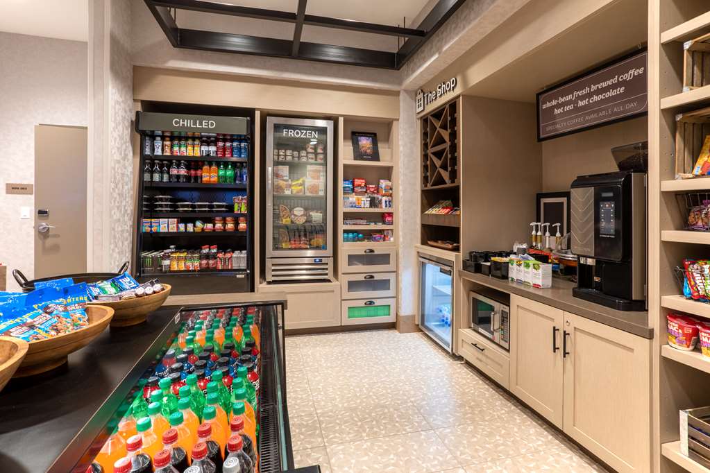 Фото Hilton Garden Inn Albuquerque Downtown