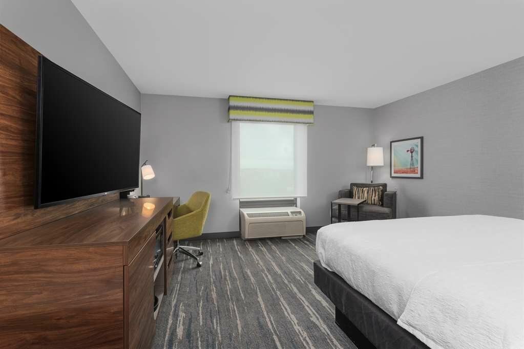 Фото Hampton Inn & Suites Lincoln - Northeast I-80