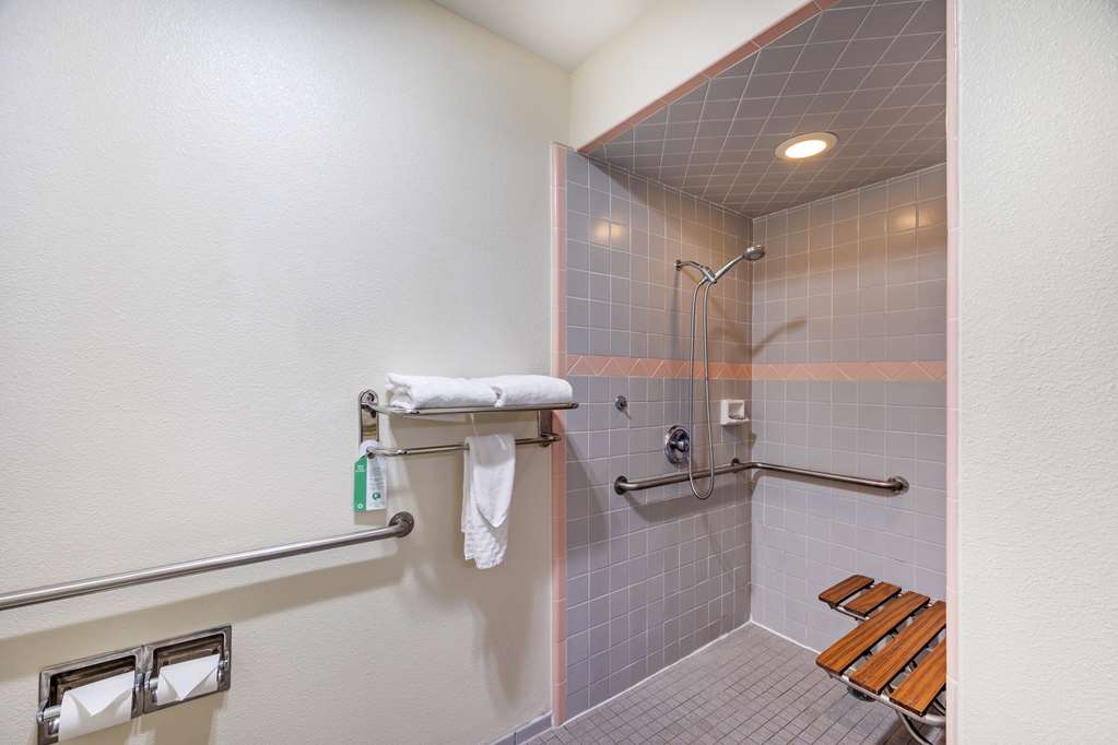 Фото Best Western Capital City Inn