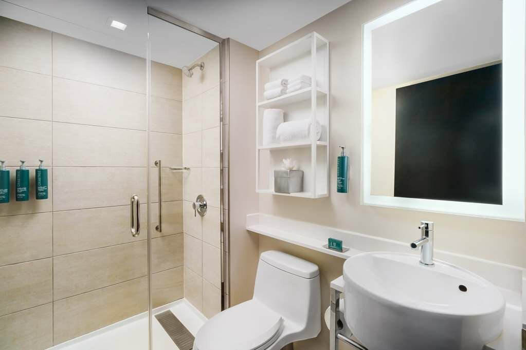 Фото DoubleTree by Hilton New York Times Square West