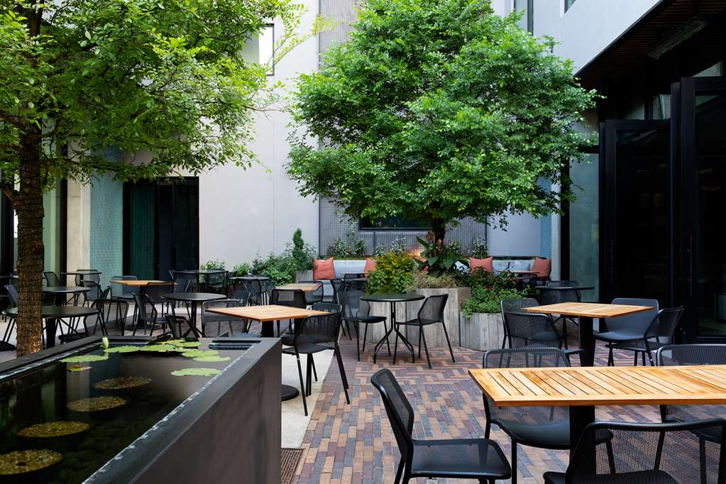 Фото Canopy by Hilton Austin Downtown