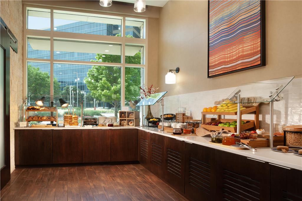 Фото Hilton Dallas/Plano Granite Park