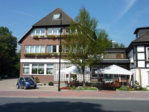 Гостиница Akzent Hotel Zur Wasserburg Hotel Garni - bed & breakfast в Вильдесхаузене
