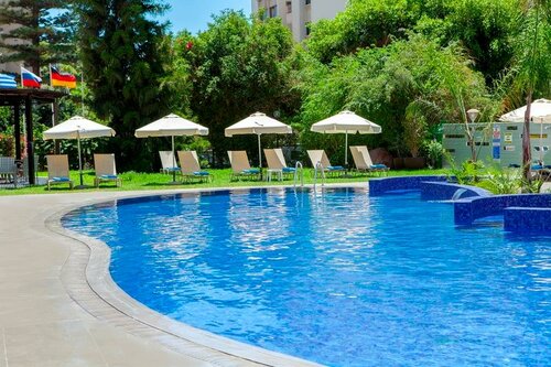 Kapetanios Odysseia Hotel