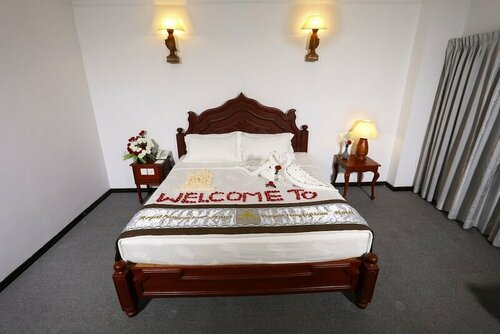 Гостиница Royal Naypyitaw Hotel в Нейпьидо