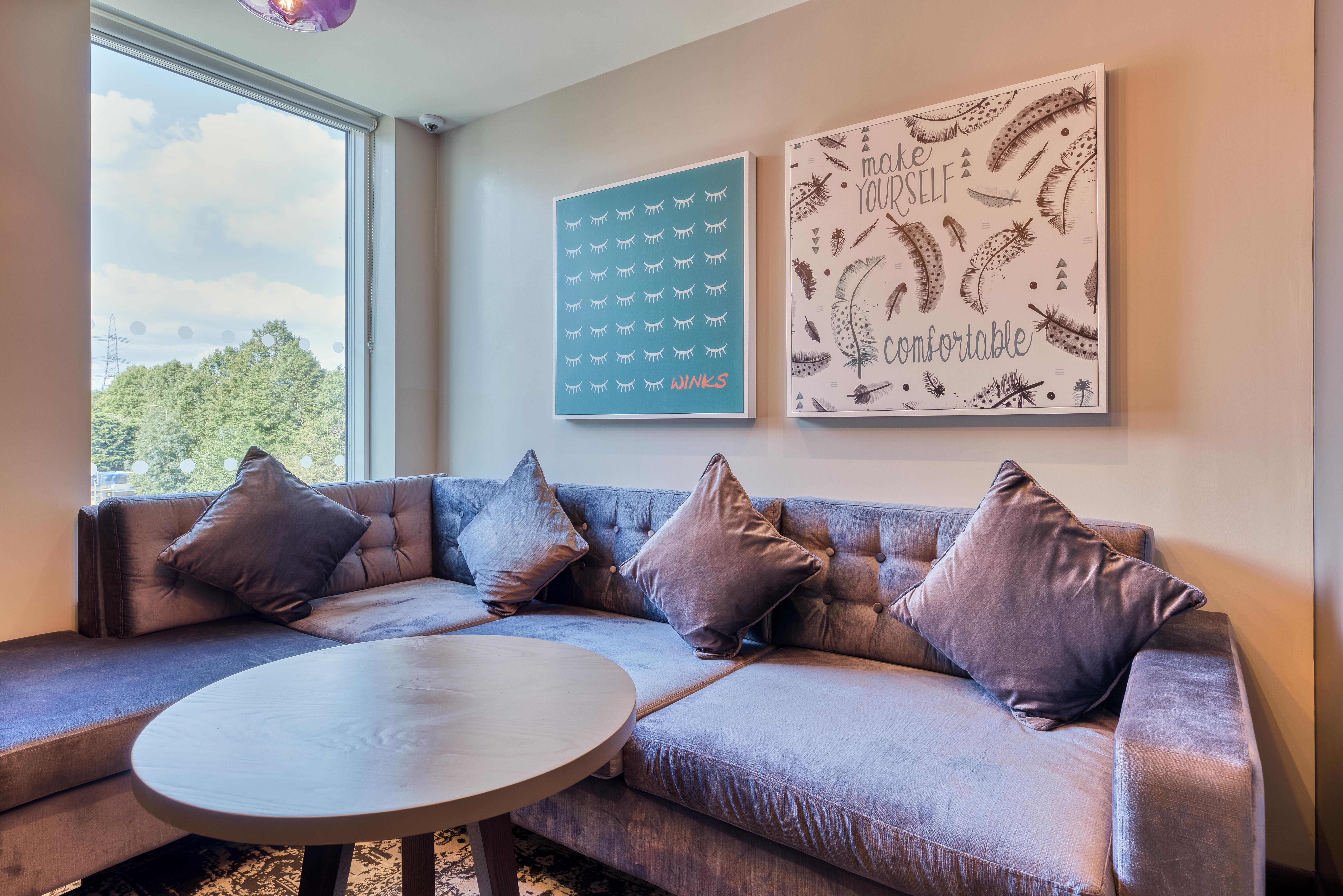 Фото Premier Inn Oxford Botley