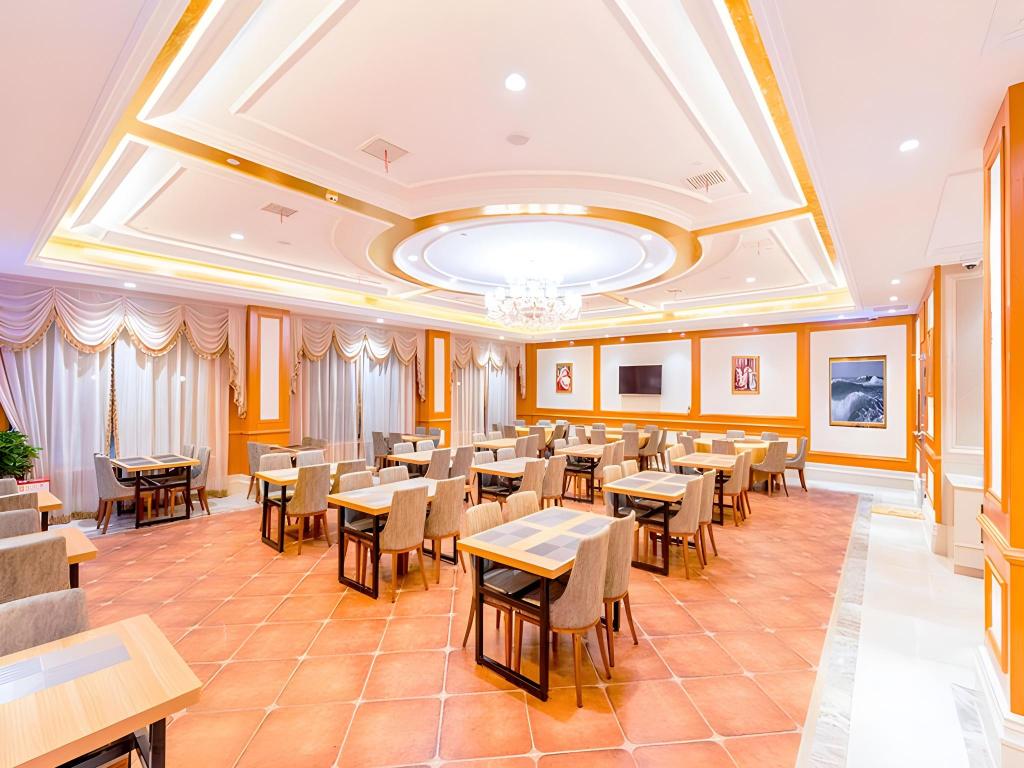 Фото Vienna Hotel