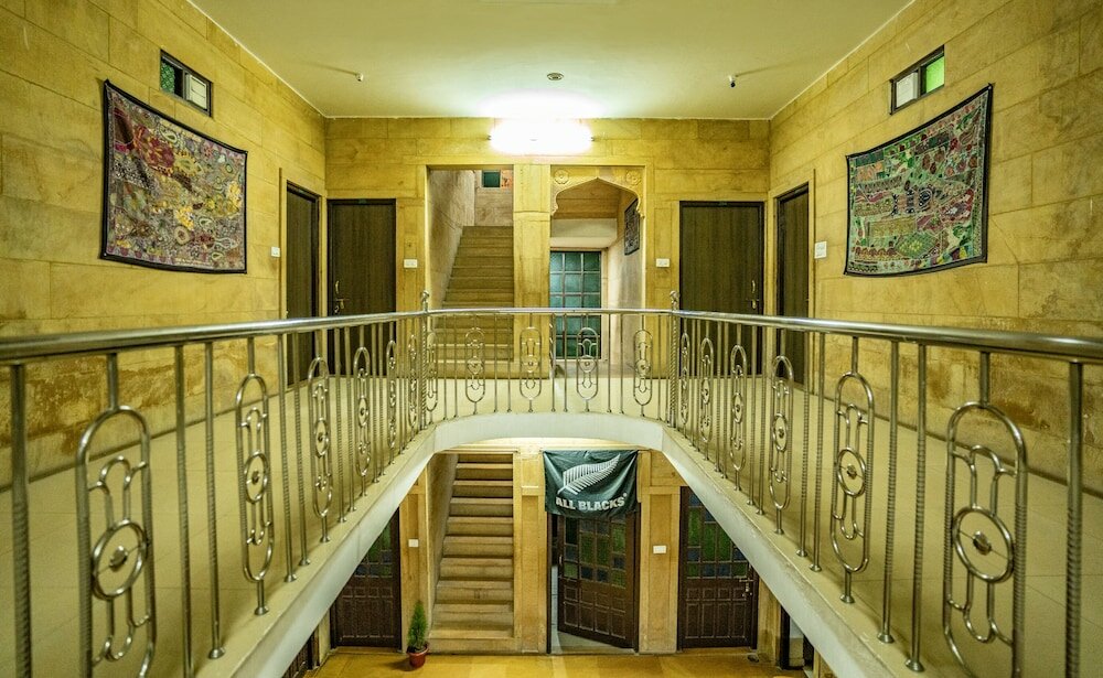 Фото Hotel Marina Mahal