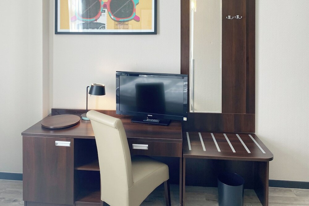 Фото Garner Hotel Hamburg Graf Moltke by Ihg