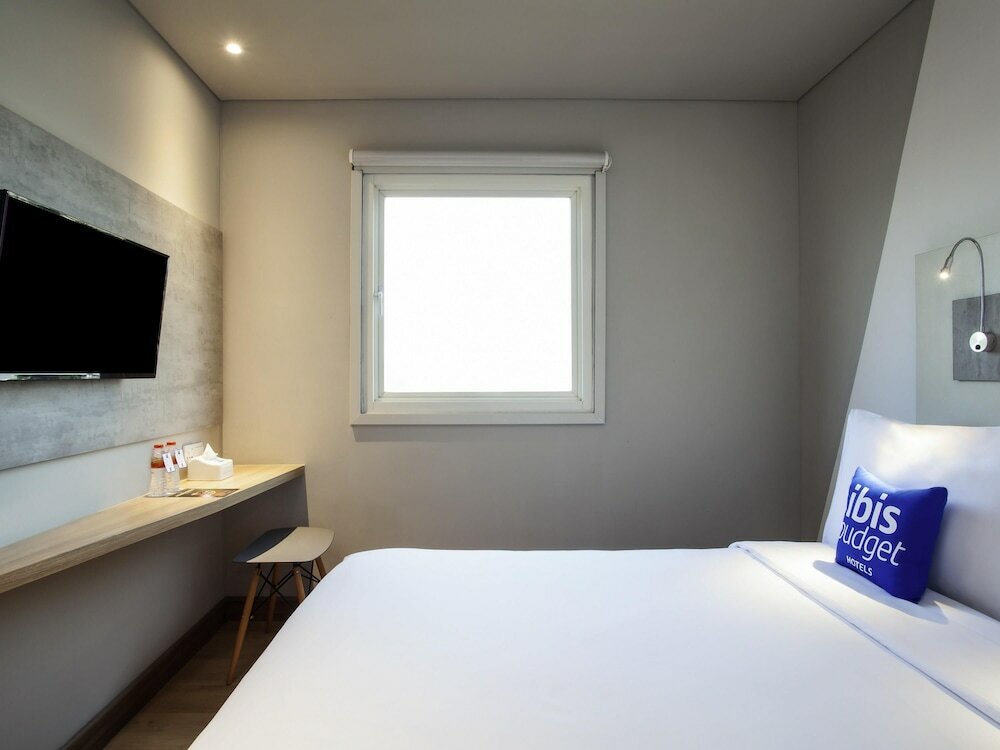 Фото Ibis budget Surabaya Diponegoro