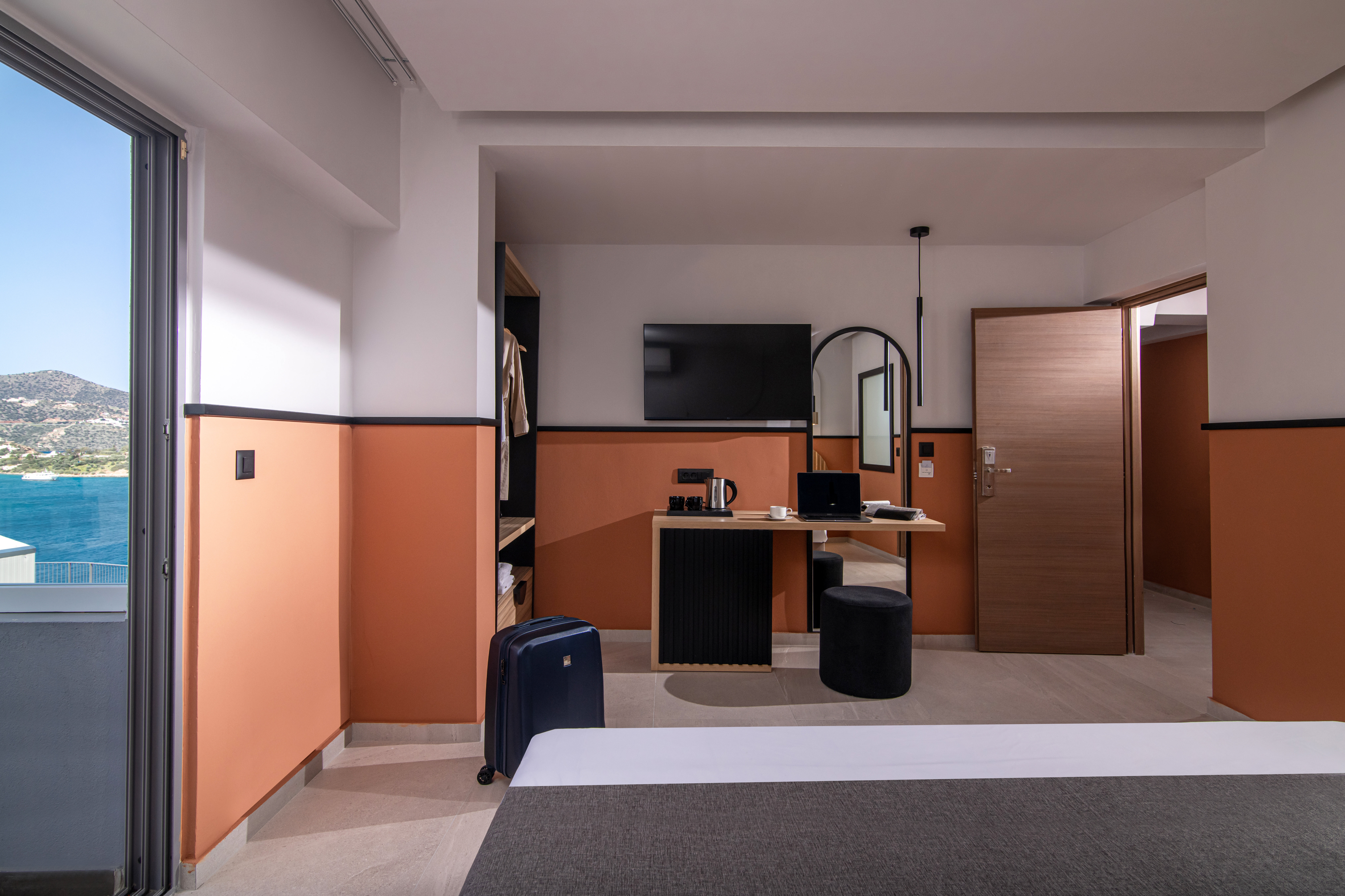 Фото Mistral Bay Hotel