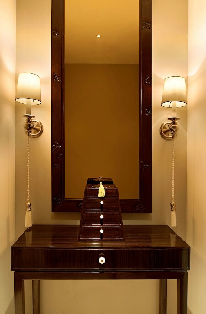 Фото The St. Regis Bangkok