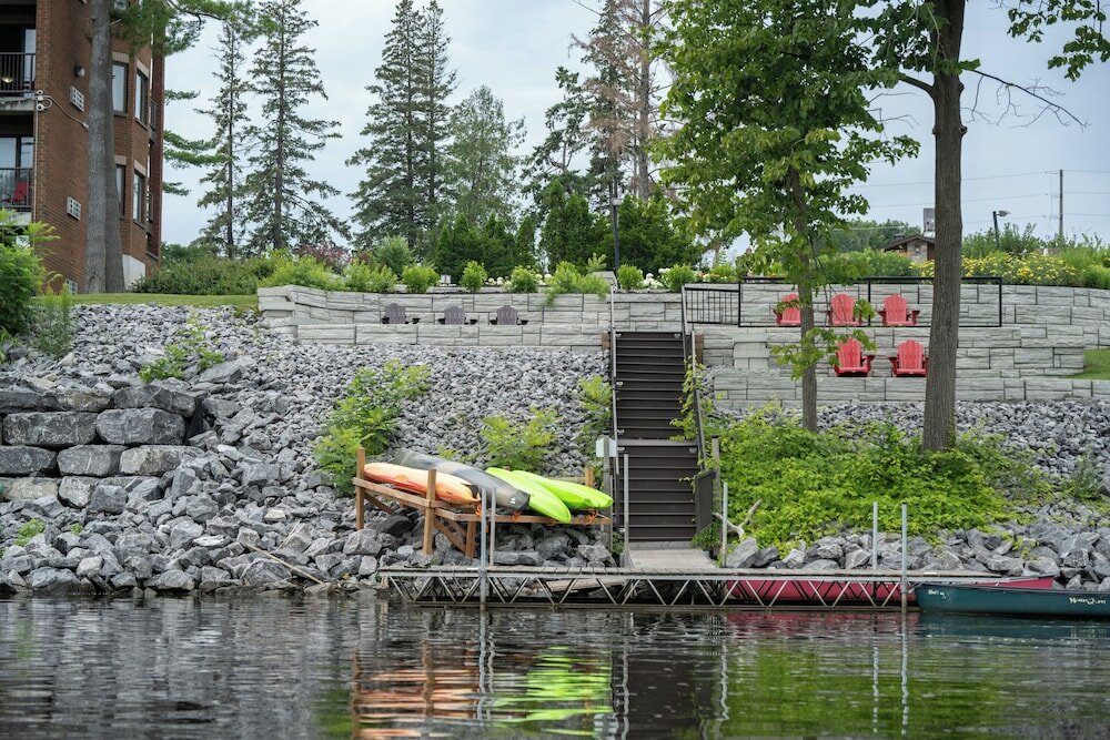 Фото Ramada by Wyndham Ottawa On The Rideau