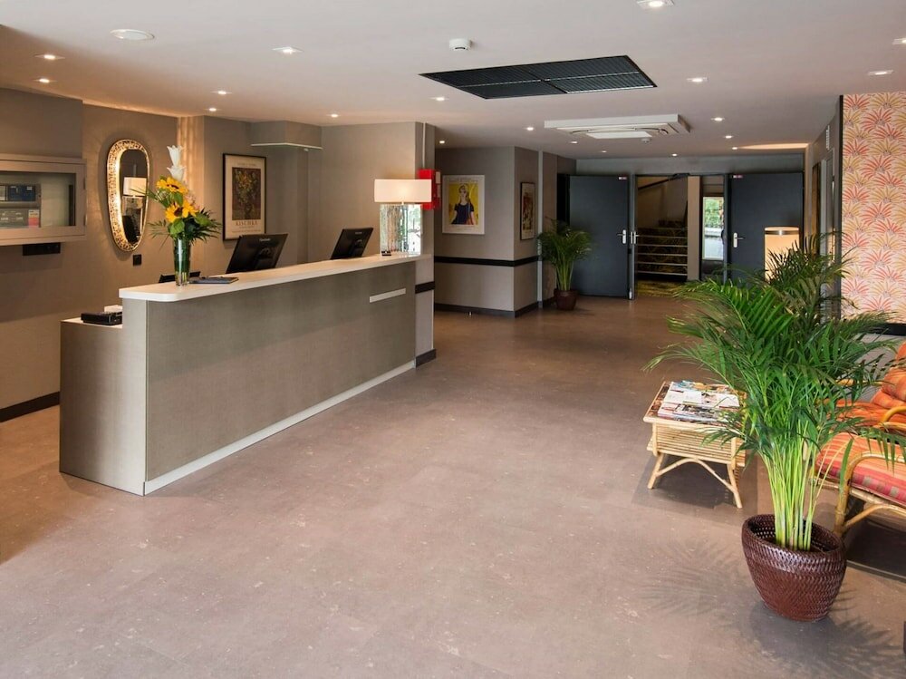 Фото Kyriad Bordeaux Sud - Villenave d'Ornon