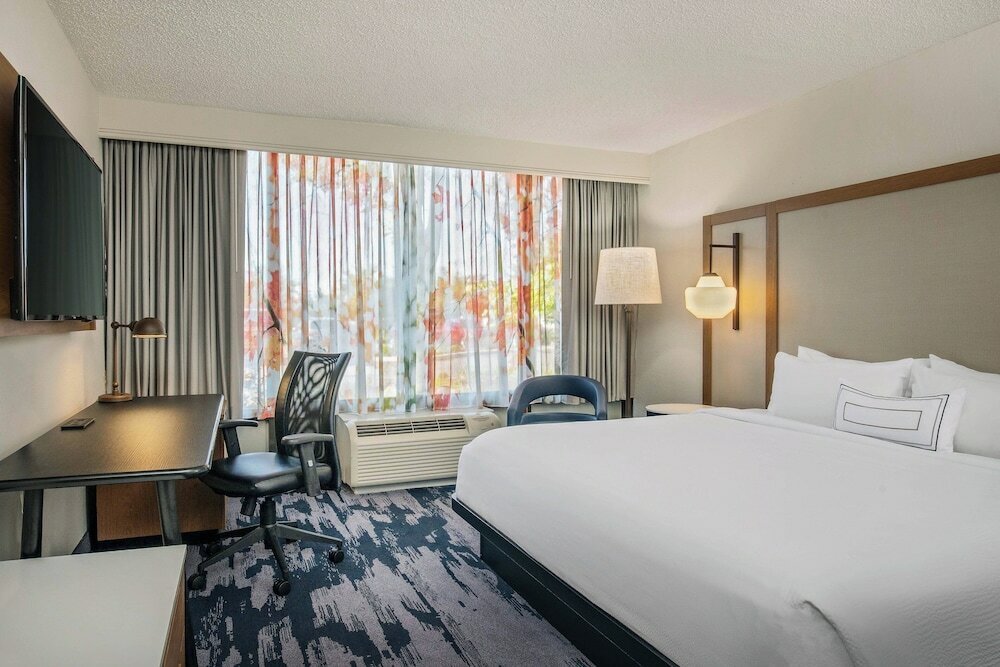 Фото Fairfield Inn by Marriott Bangor