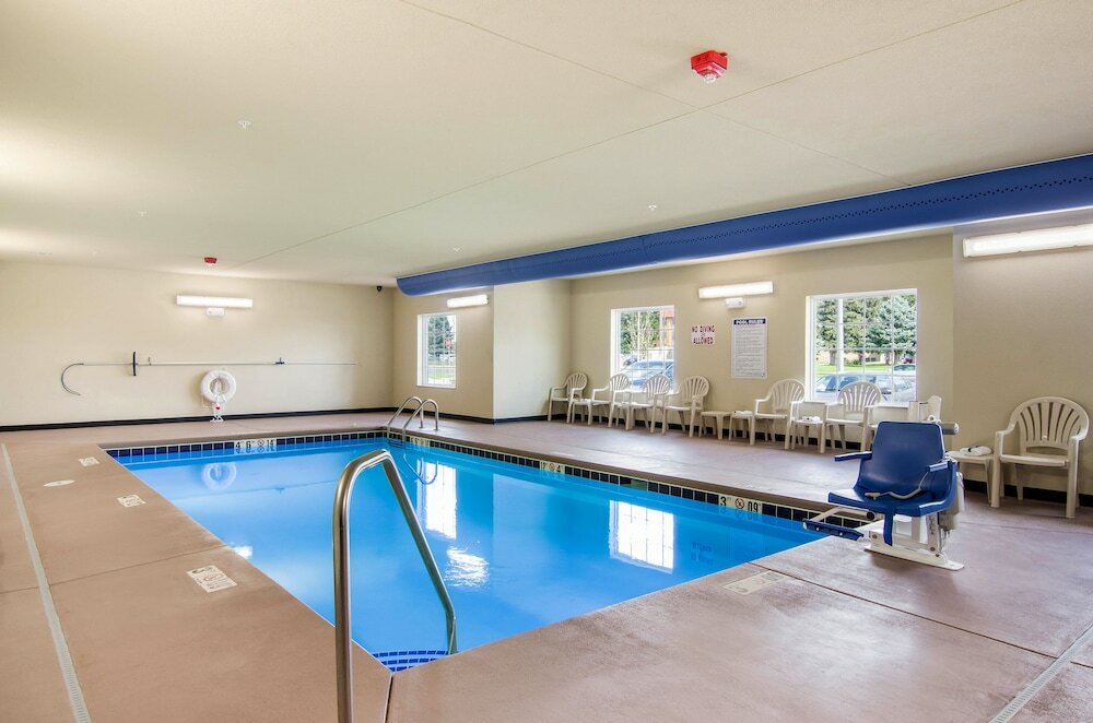 Фото Cobblestone Hotel & Suites - Andrews