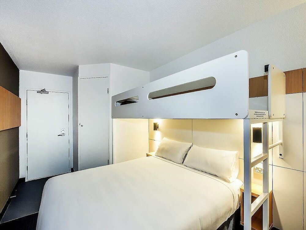 Фото Ibis budget Enfield