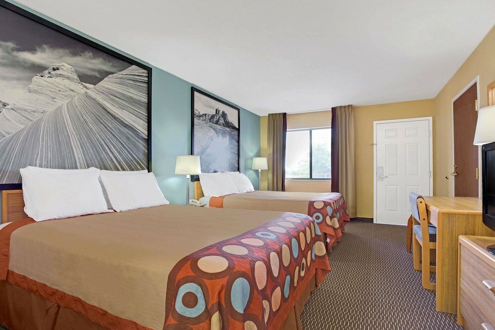 Фото Super 8 by Wyndham Tucson/Grant Road Area Az