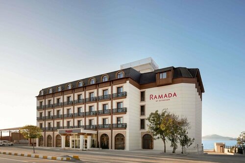 Ramada by Wyndham Van
