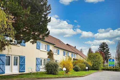 Гостиница Sure Hotel by Best Western Plaisir в Плезире