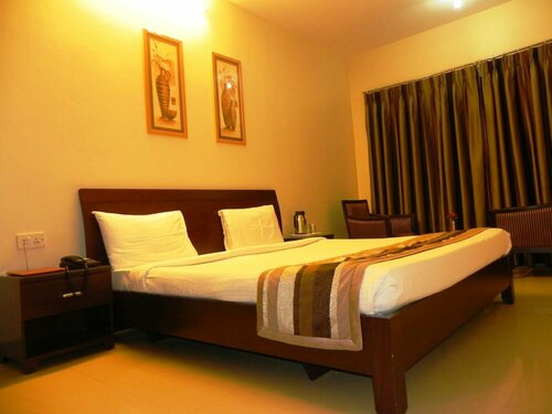 Гостиница Hotel Reeva в Аколе