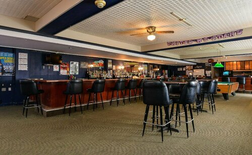 Гостиница Travelodge by Wyndham Cleveland Airport в Кливленде