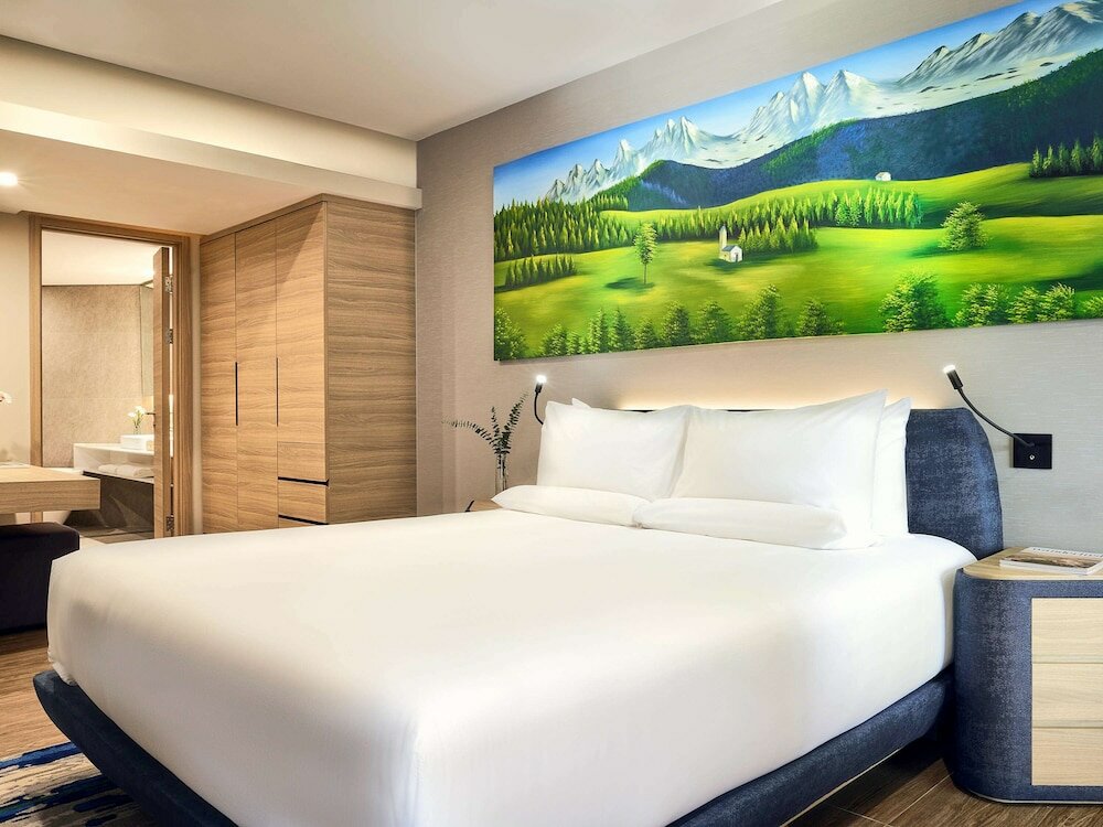 Фото Novotel Hanoi Thai Ha
