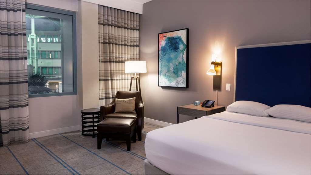 Фото Отель Hilton Austin Airport
