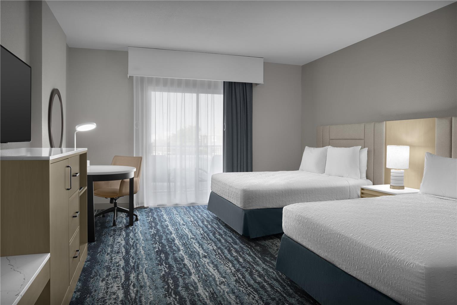 Фото Hampton Inn & Suites Ocean City/Bayfront-Convention Center