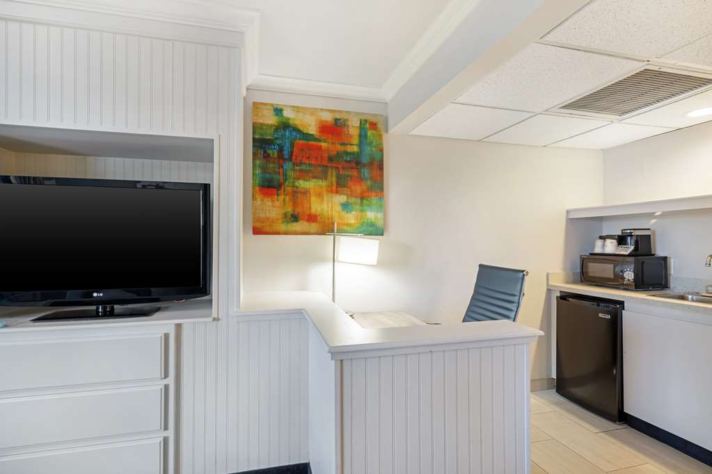 Фото Best Western Posada Royale Hotel & Suites