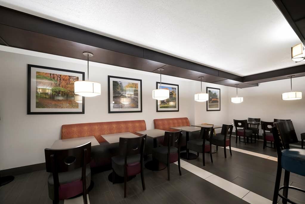 Фото Best Western Executive Inn