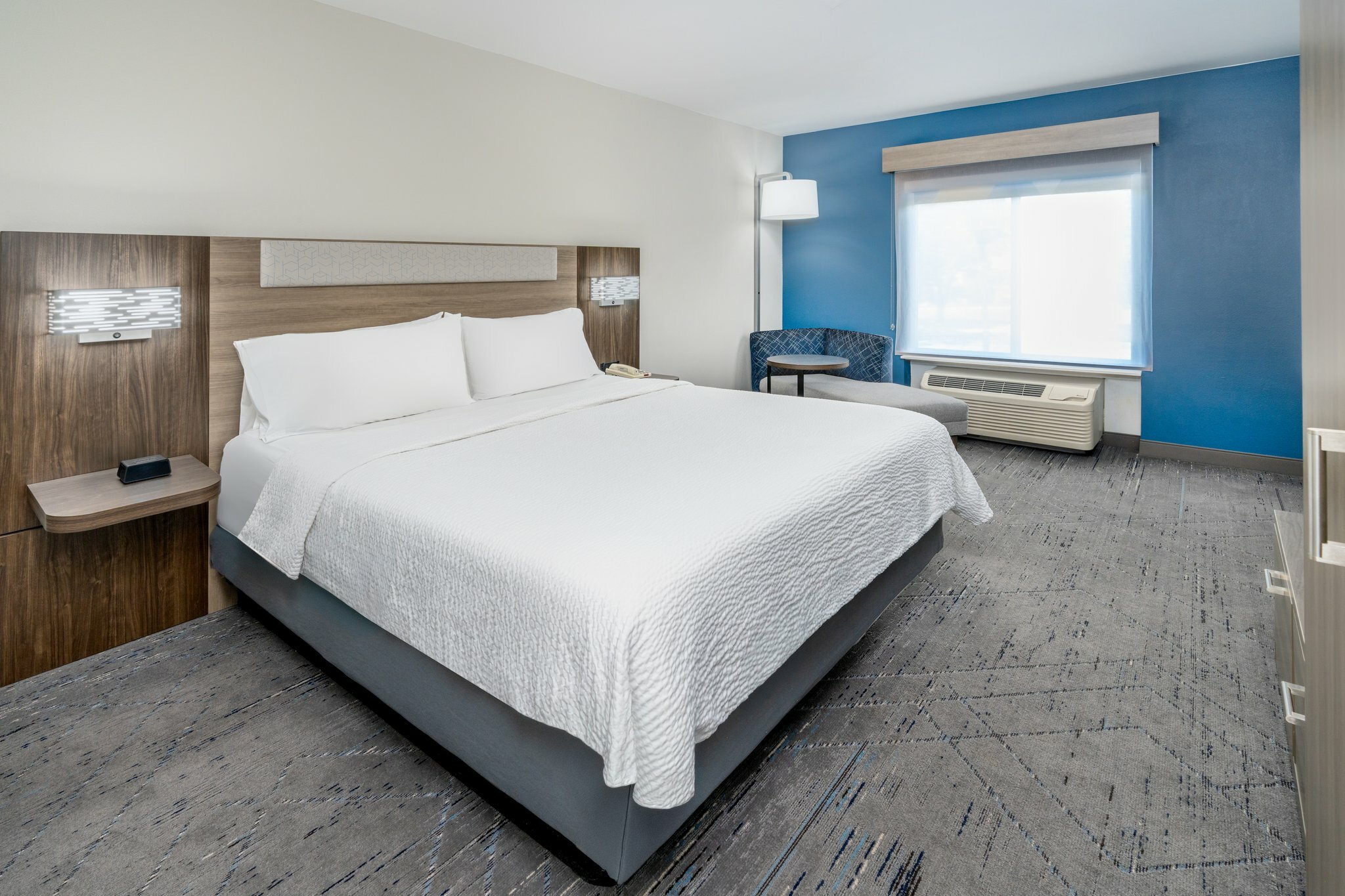 Фото Holiday Inn Express Hotel & Suites Denver North - Thornton, an Ihg Hotel