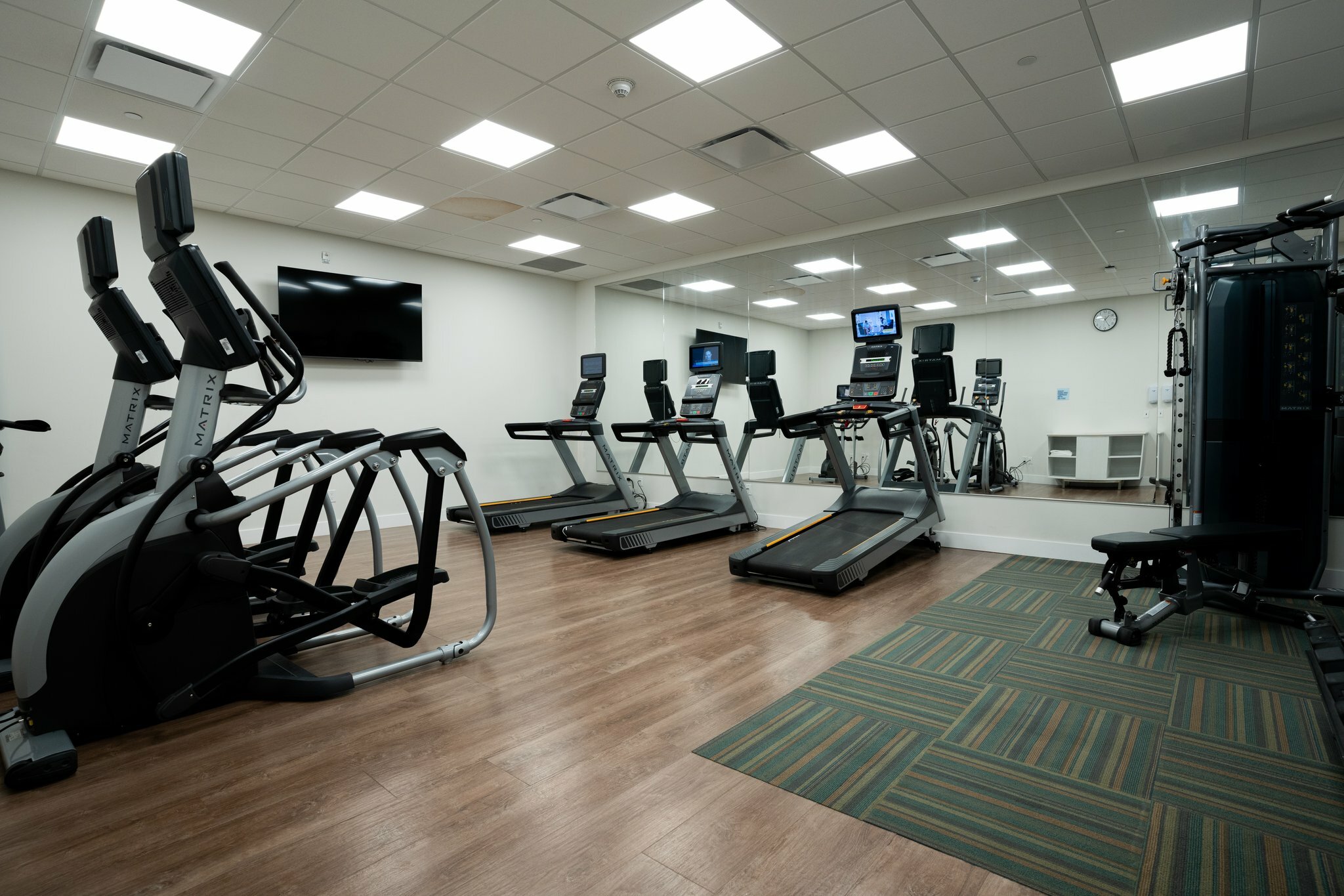 Фото Holiday Inn Express & Suites Edmonton Sw - Windermere, an Ihg Hotel