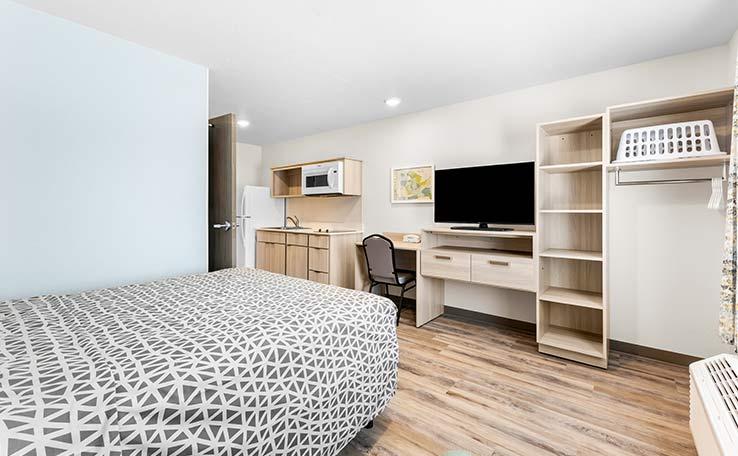 Фото Woodspring Suites Bluffdale Salt Lake City