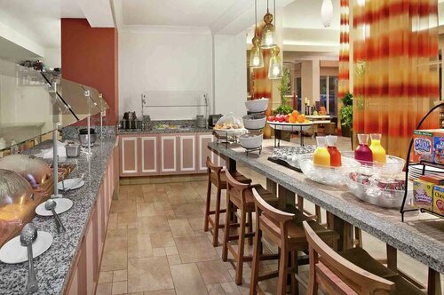 Гостиница Hilton Garden Inn San Francisco Airport North в Сан-Франциско