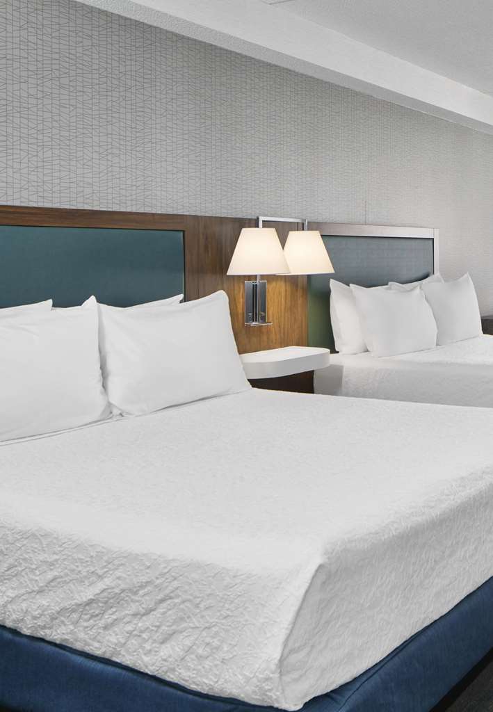 Фото Hampton Inn & Suites Saratoga Springs Downtown