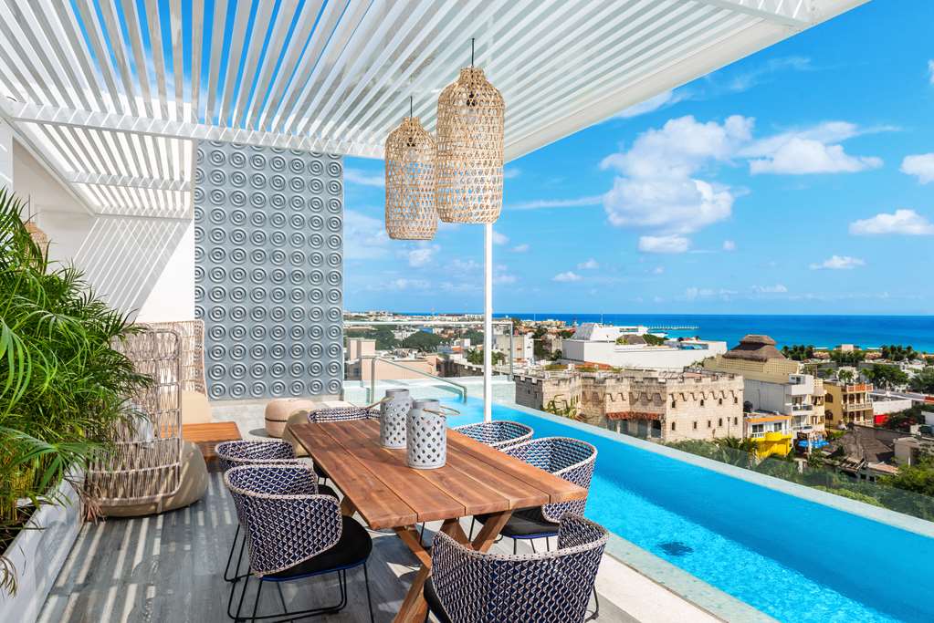 Фото Апартаменты The Fives Downtown Hotel & Residences, Curio Collection by Hilton