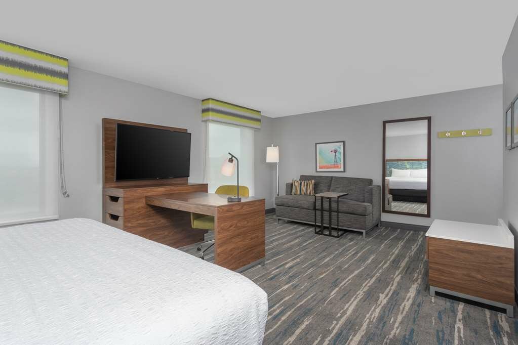 Фото Hampton Inn & Suites Lincoln - Northeast I-80