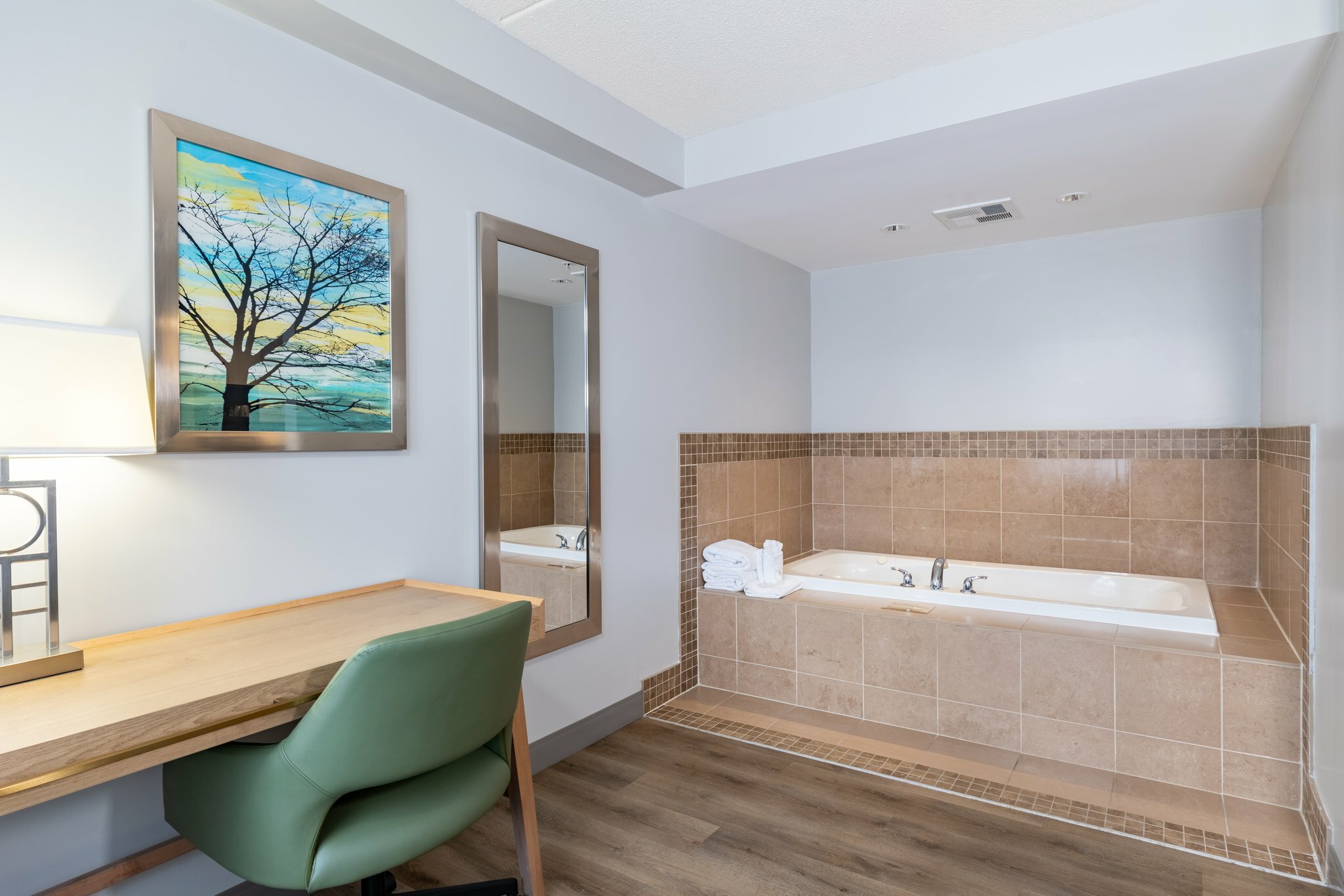 Фото Staybridge Suites London