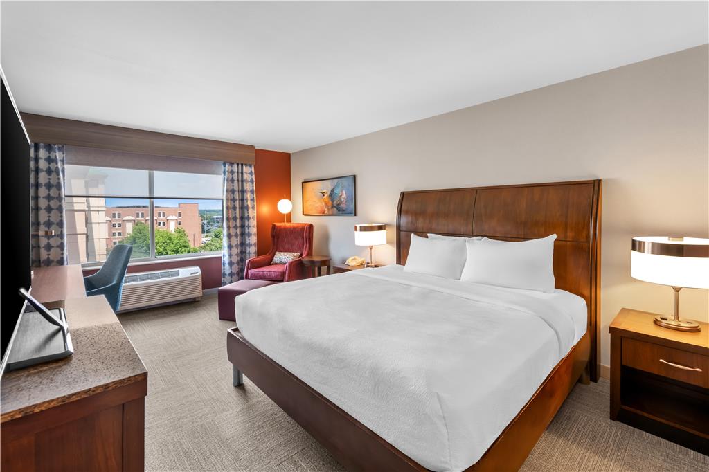 Фото Hilton Garden Inn Overland Park