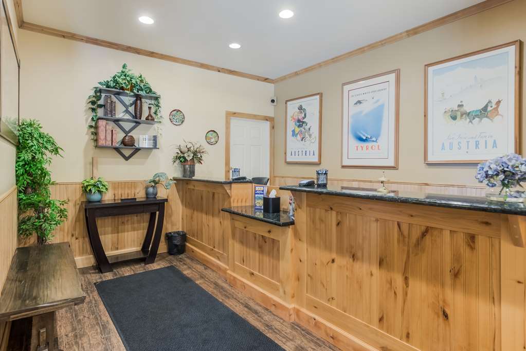 Фото Best Western Tyrolean Lodge