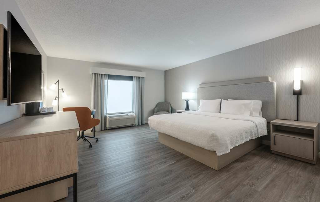 Фото Hampton Inn & Suites by Hilton Moncton