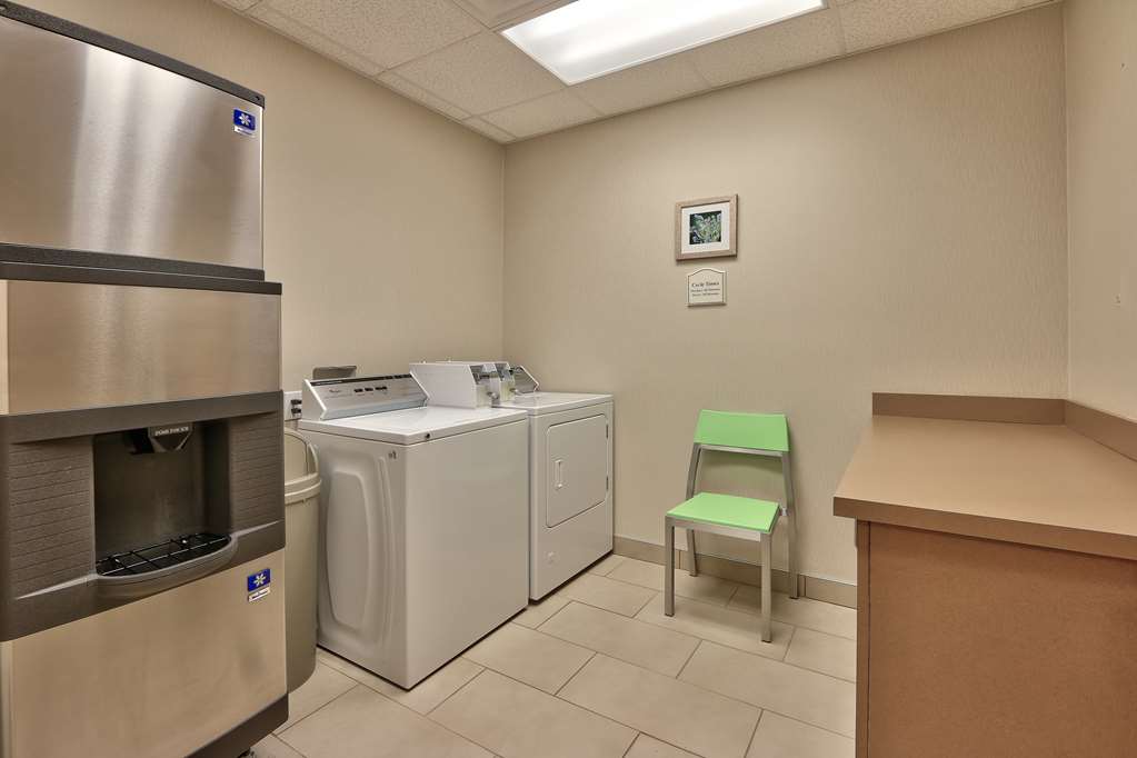 Фото Hilton Garden Inn Albuquerque/Journal Center
