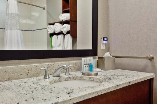 Гостиница Hampton Inn & Suites Chapel Hill-Carrboro/Downtown в Чапел-Хилл