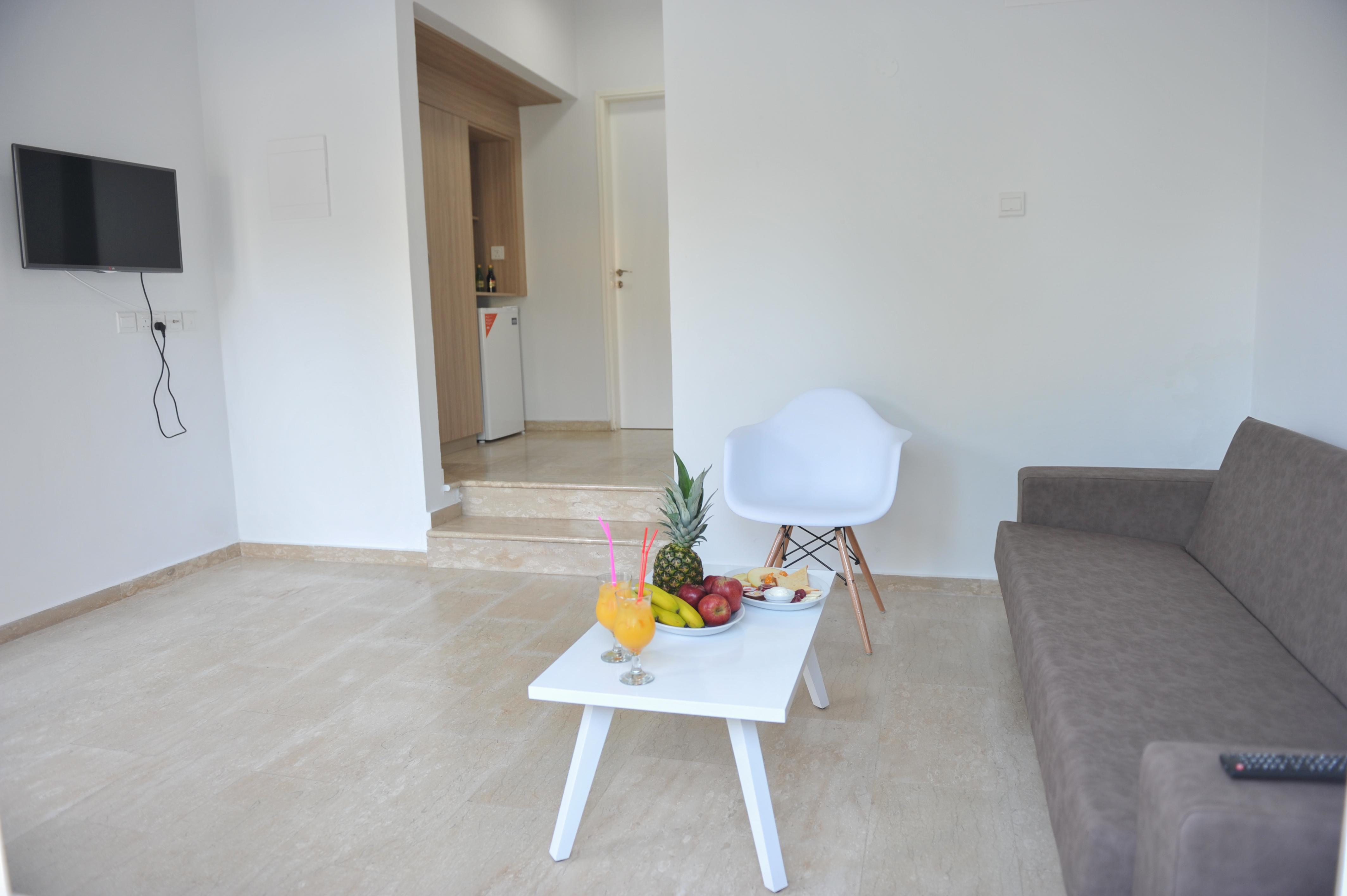 Фото Отель Fedrania Gardens