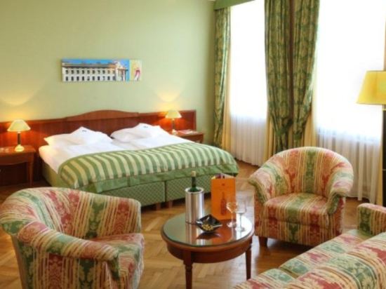 Фото отеля 3