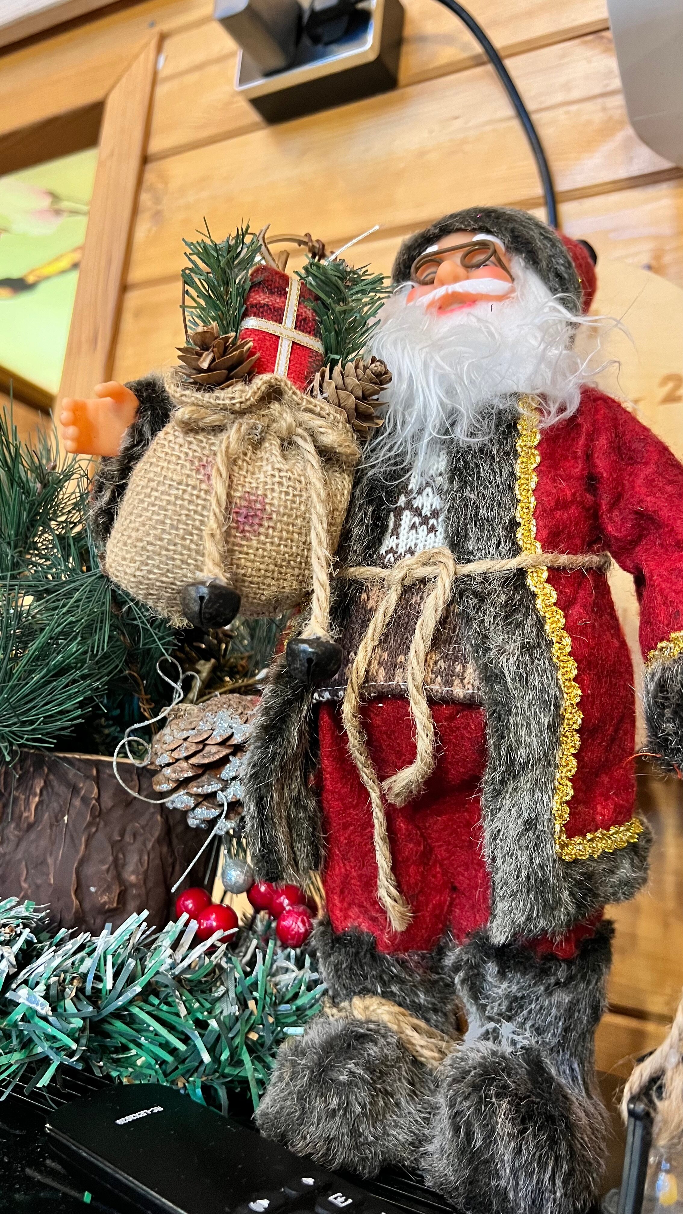 Фото Шалаш у озера