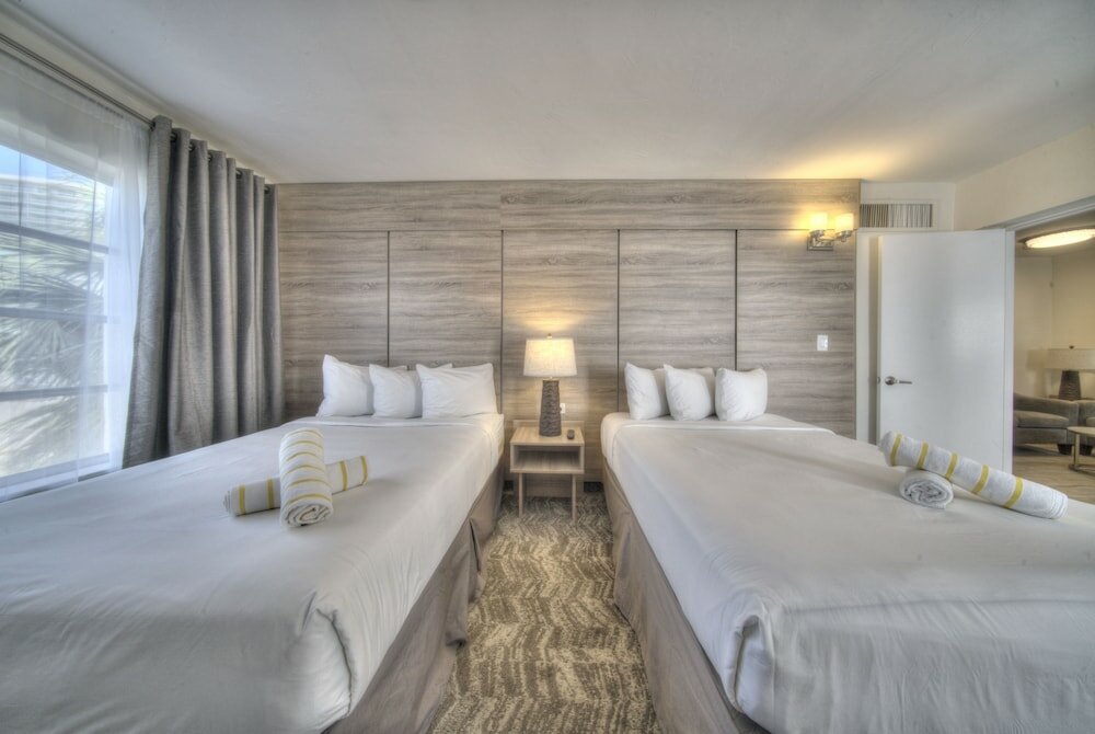 Фото Riverside Apartments by The Beach