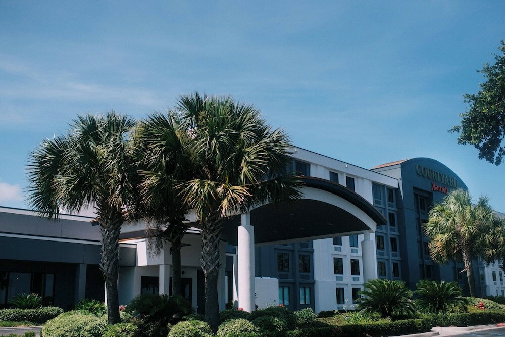 Фото Courtyard by Marriott Gulfport Beachfront
