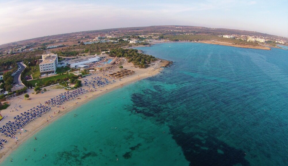 Фото Asterias Beach Hotel